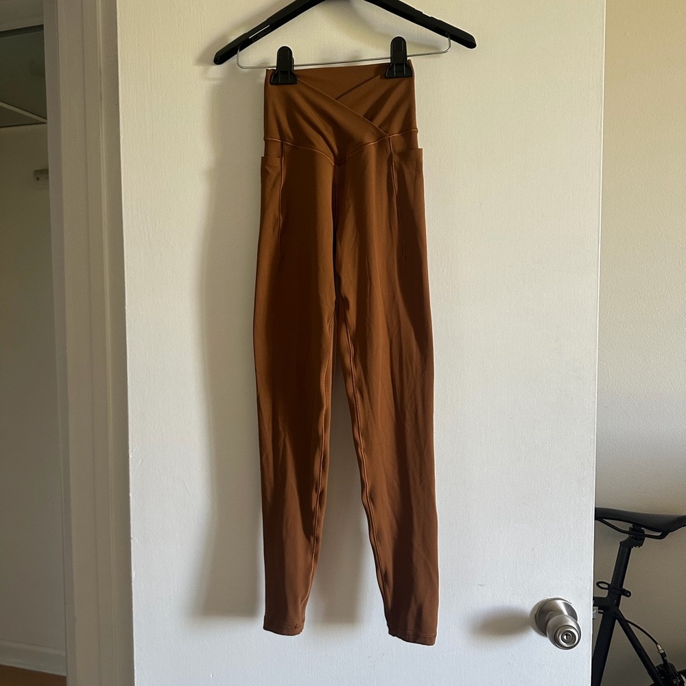 Aerie Offline Light Brown Real Me Xtra Crossover 7/8 Leggings size XS EUC